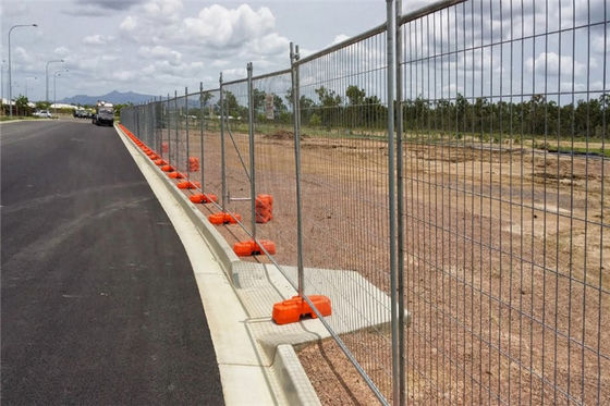 Galvanized 2.4m X 2.1m Anti Climb Temporary Fence Panel Heras Security Fence Panels