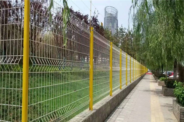 Low Carbon Steel 3d Welded Wire Fence 50x150mm Hot Dipped Galvanized